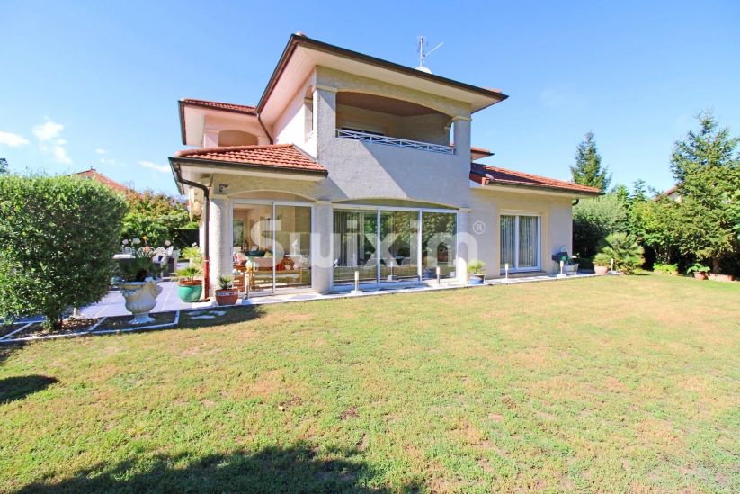 Vente Maison Ornex 6&nbsp;Pièces 162.68&nbsp;m²