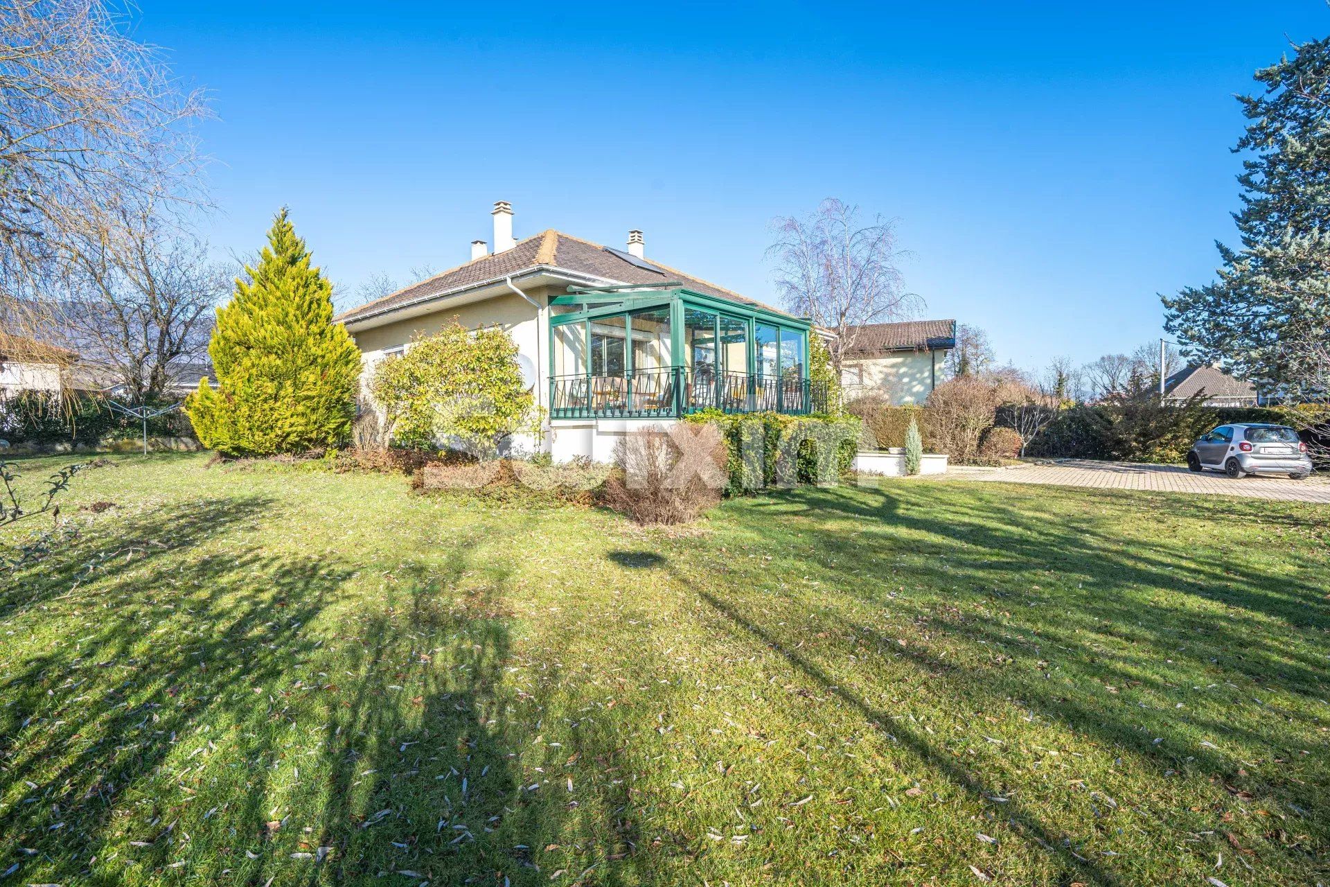 Sale House Divonne-les-Bains 7 Rooms 216 m²