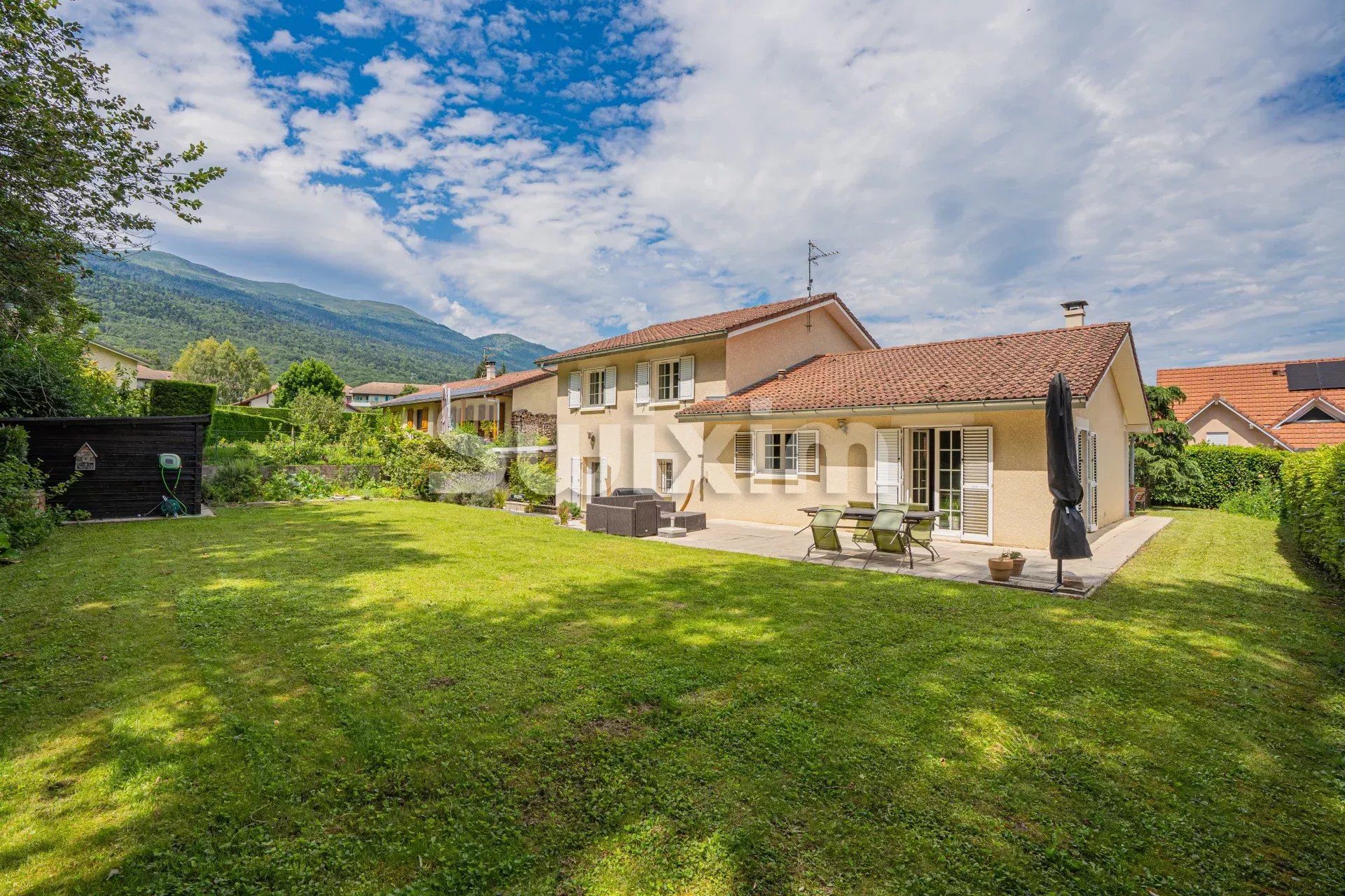 Venta Casa Crozet 6 Salas 165 m²