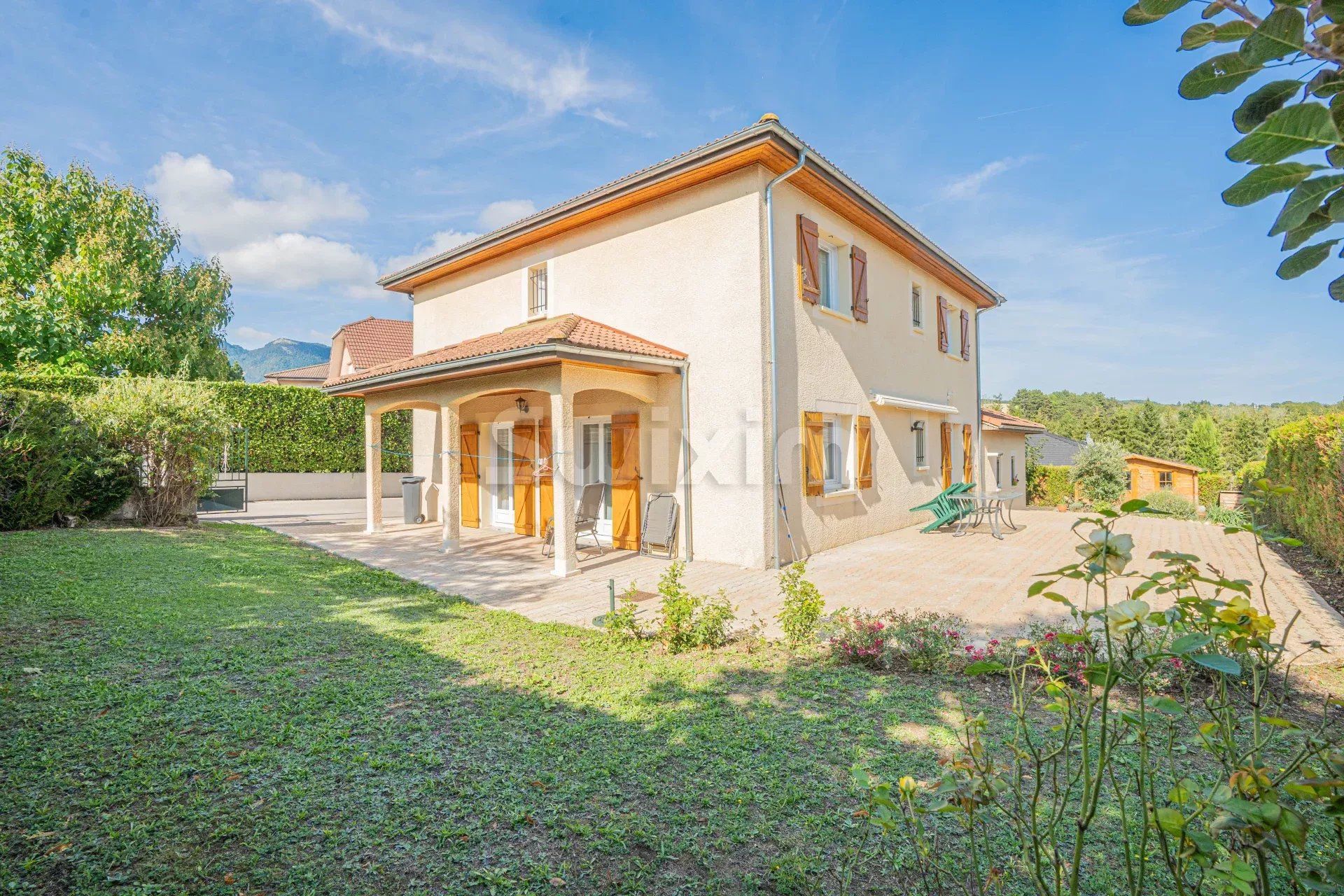 Sale House Cessy 6 Rooms 181 m²