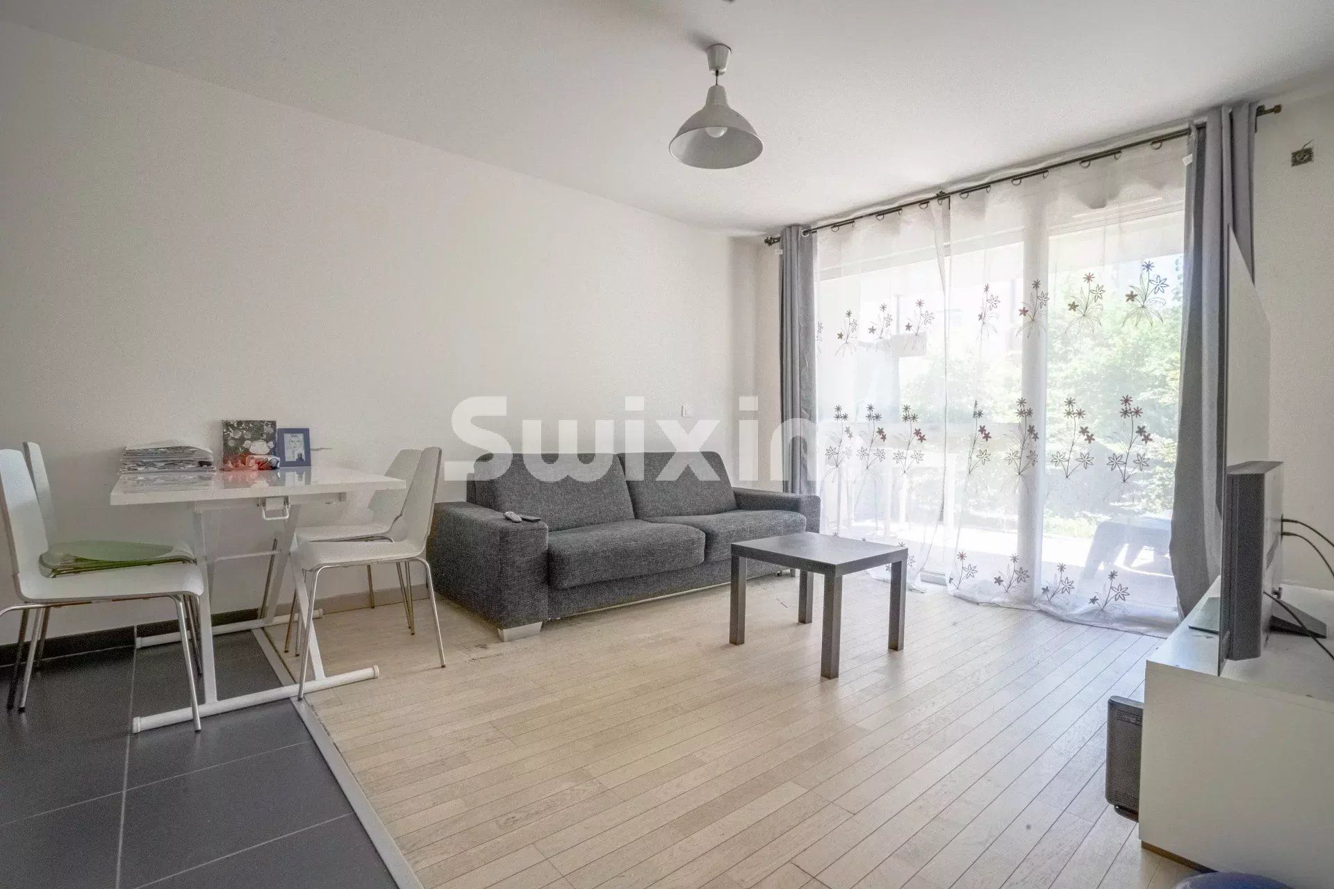 Sale Apartment Ferney-Voltaire 2&nbsp;Rooms 38.44&nbsp;m²