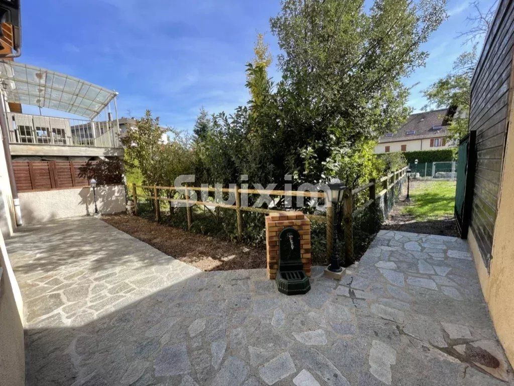 Affitto Casa Divonne-les-Bains 5&nbsp;Camere 156&nbsp;m²