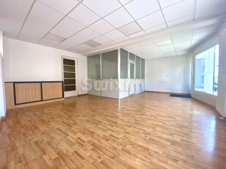 Location Local d'activité Saint-Genis-Pouilly 1 pièce 44 m²