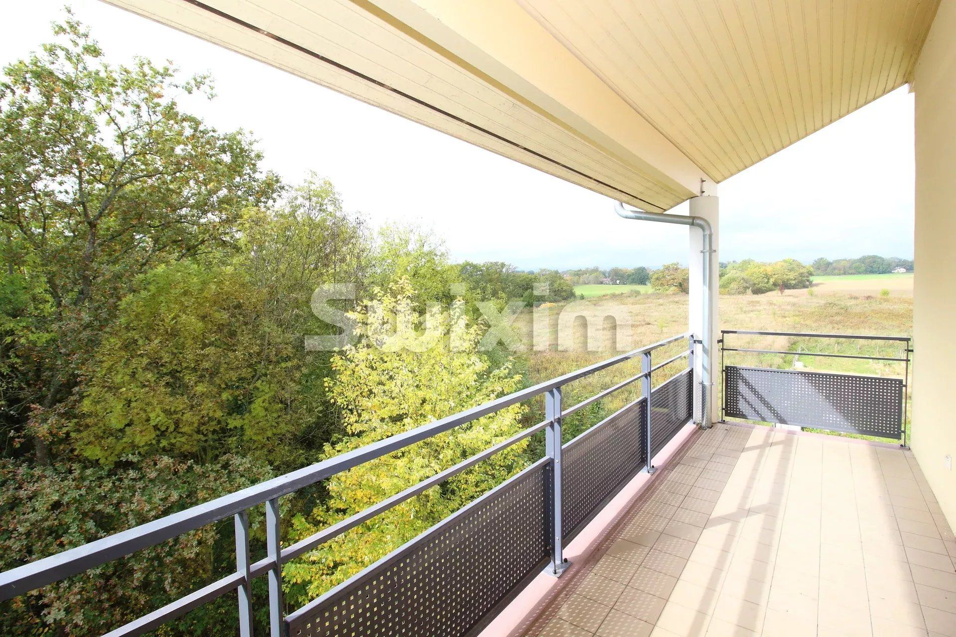 Sale Apartment Ferney-Voltaire 4 Rooms 95 m²