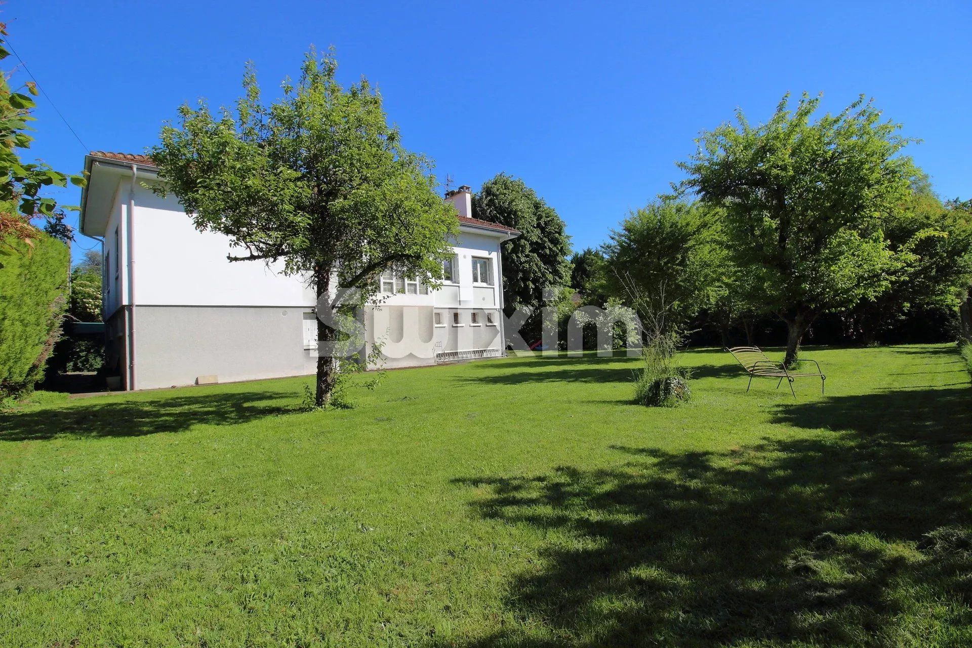 Venda Casa Ferney-Voltaire 8 Quartos 174 m²