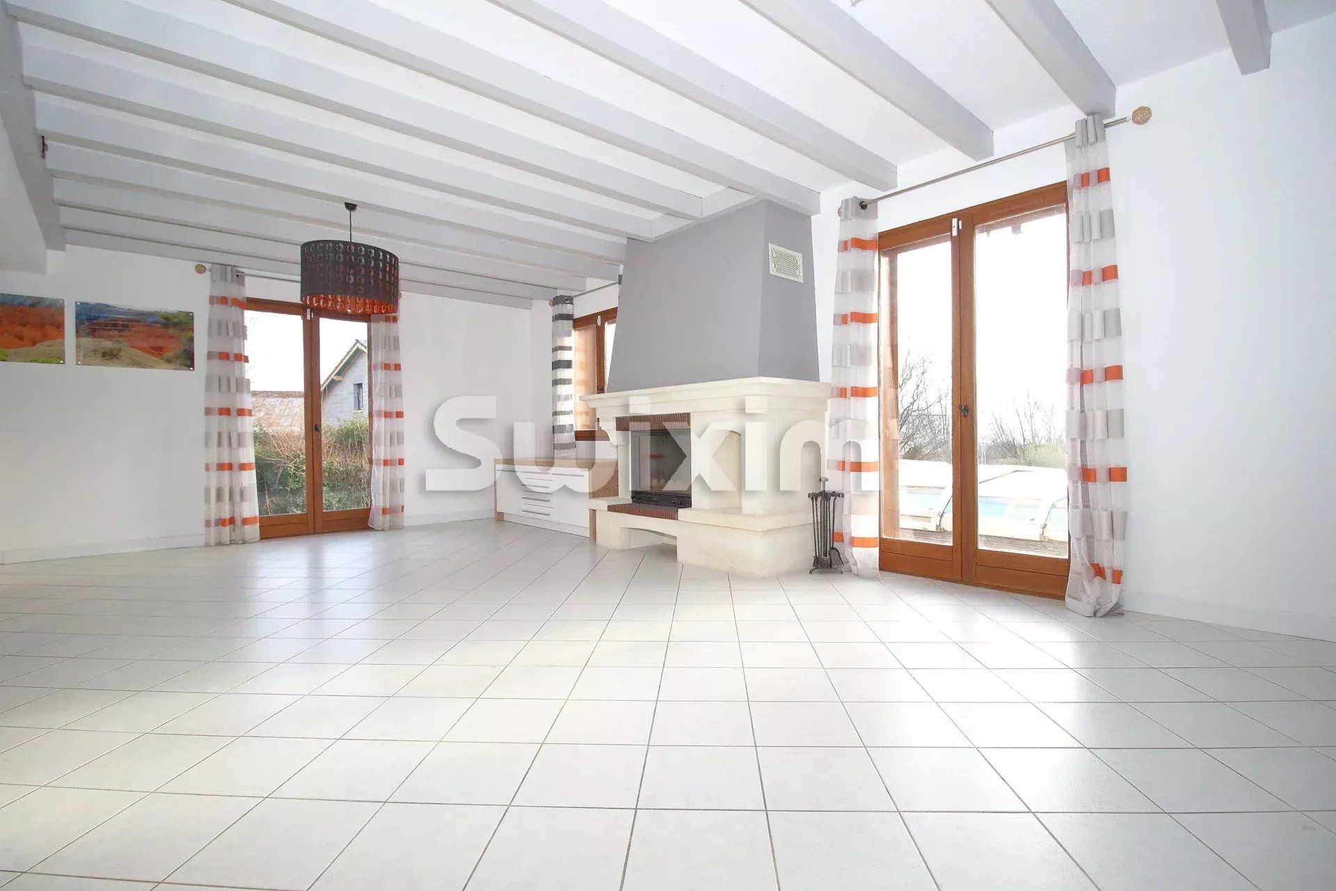Vendita Casa Cessy 6 Camere 152 m²