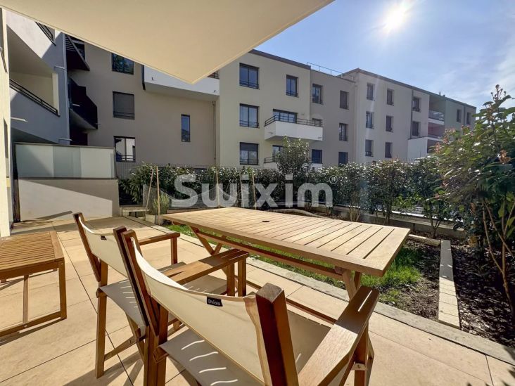 Sale Apartment Ferney-Voltaire 3&nbsp;Rooms 63&nbsp;m²