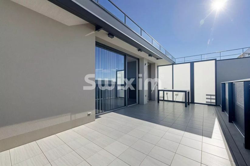 Sale Apartment Ferney-Voltaire 4&nbsp;Rooms 92.65&nbsp;m²