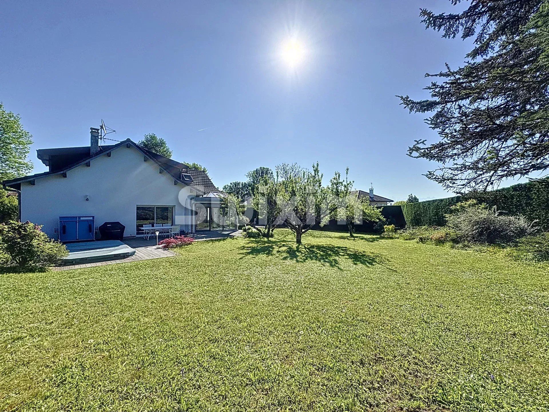 Rental House Prévessin-Moëns 7 Rooms 218.43 m²