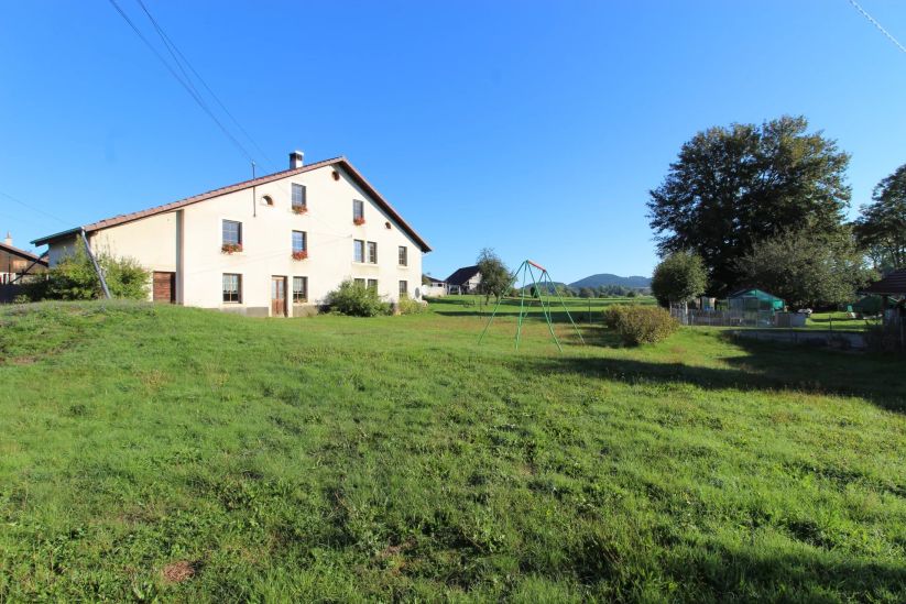 Sale Farmhouse Maîche 8&nbsp;Rooms 177&nbsp;m²