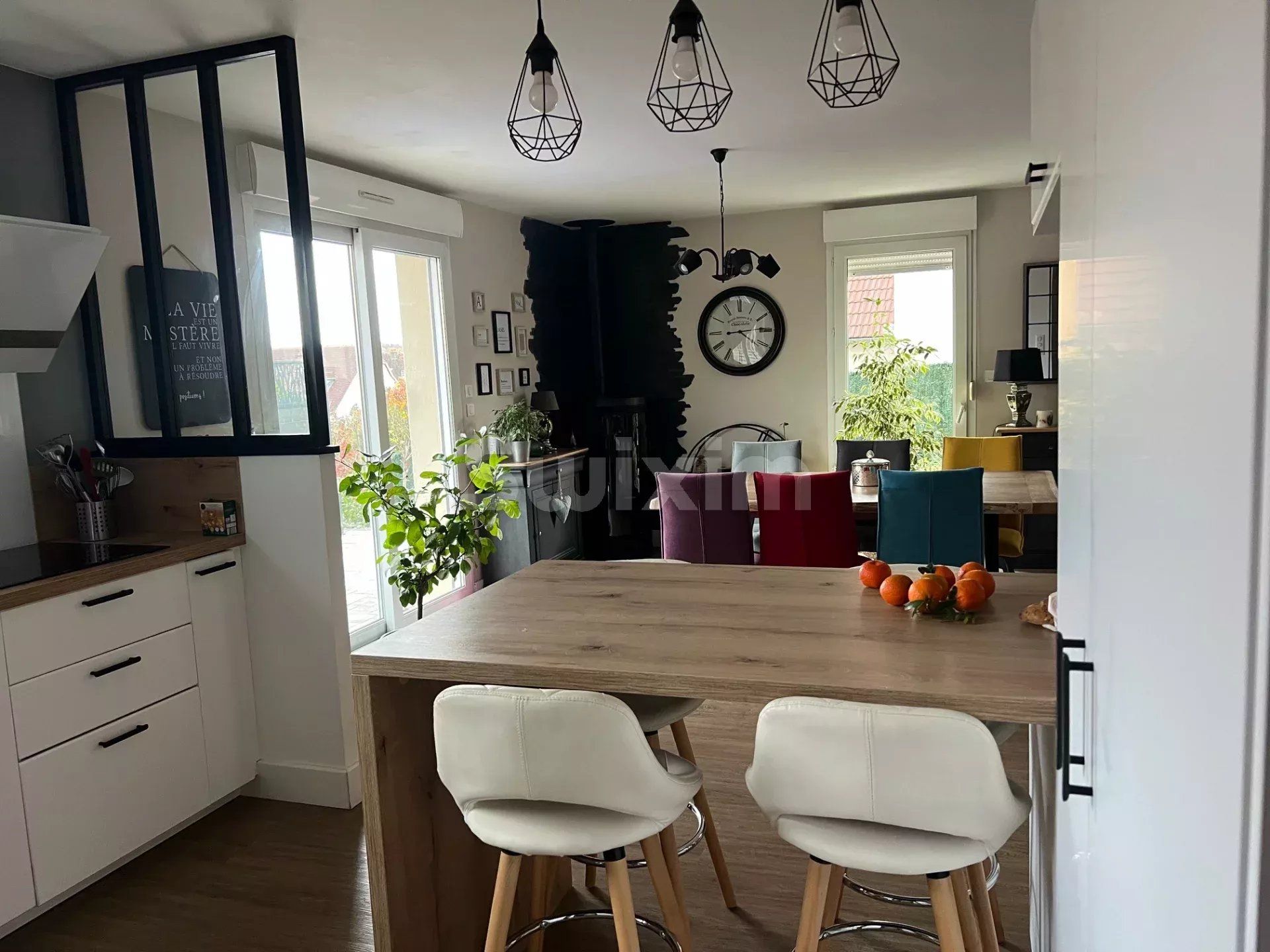 maison 4 Pièces en vente sur École-Valentin (25480)