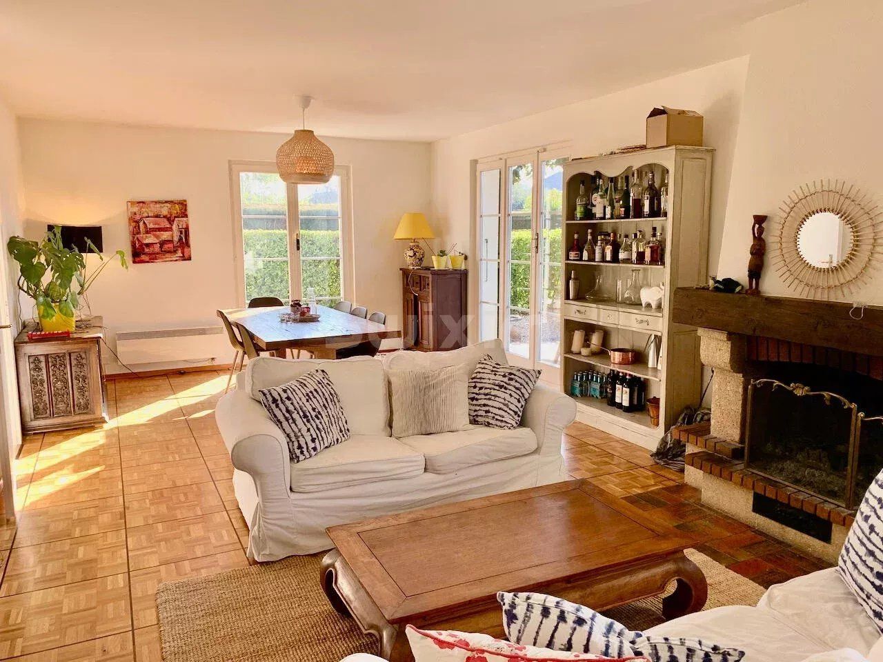 Location Maison Thônex 8 Pièces 200 m²