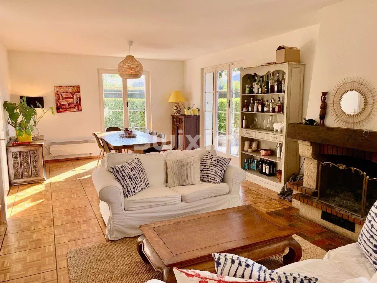 Location Maison Thônex 8&nbsp;Pièces 200&nbsp;m²