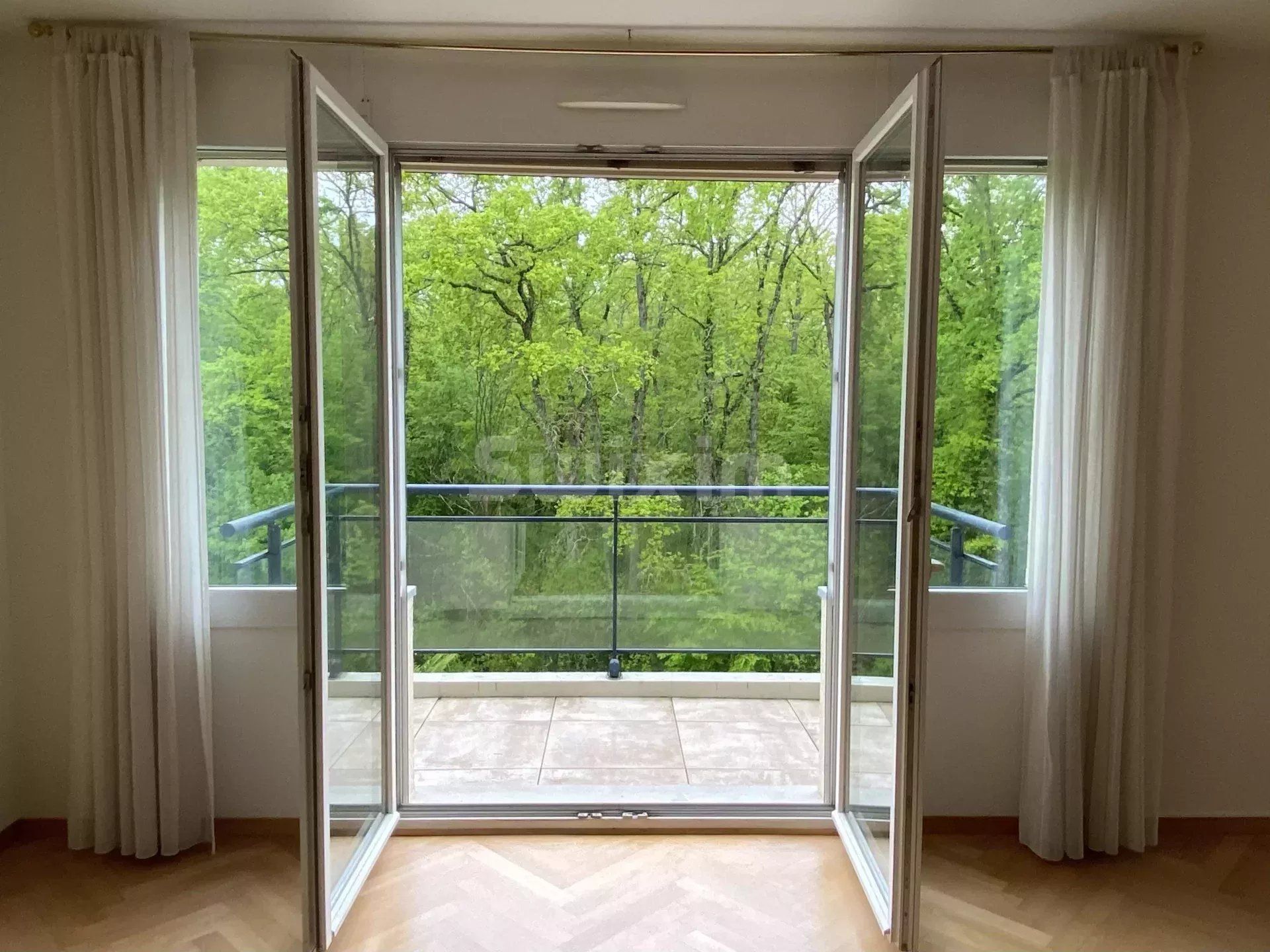 Vente Appartement Veyrier 5 Pièces 148 m²