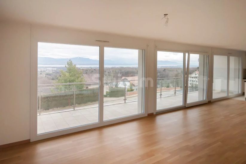 Location Appartement Gland 5.5 Pièces 110 m²