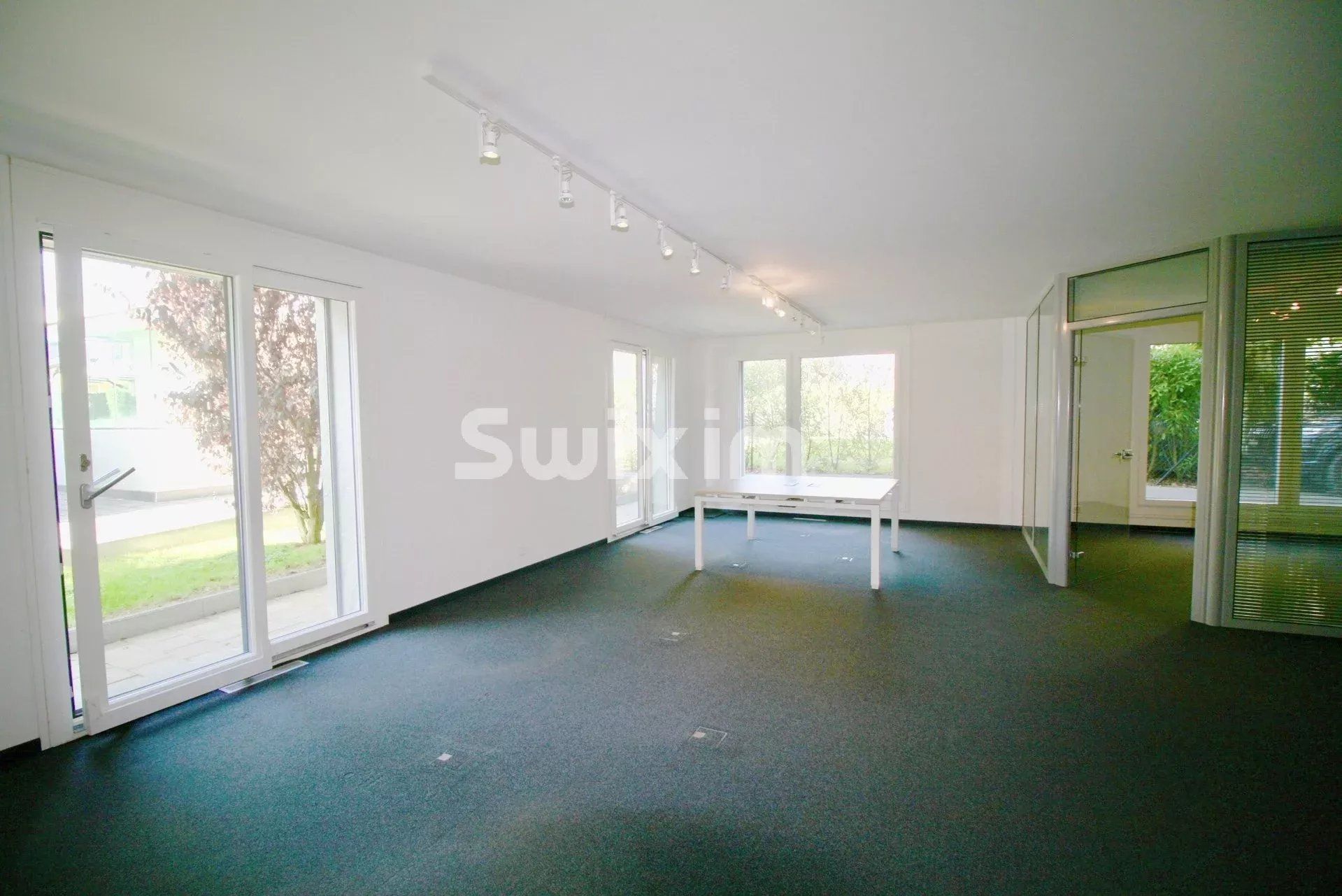 Vermietung B&uuml;ro Coppet 3&nbsp;Zimmer 117&nbsp;m²