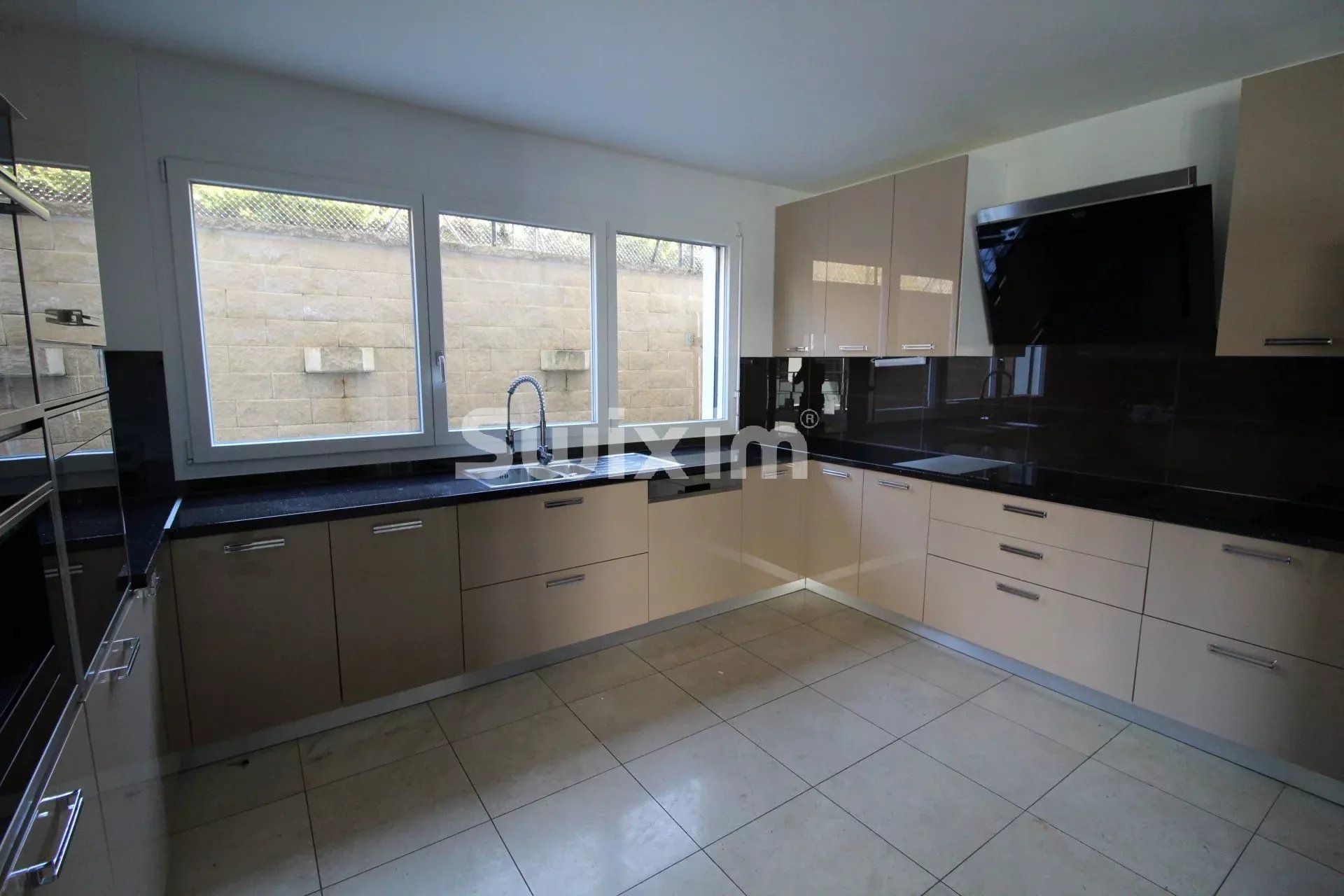 Vermietung Haus Belmont-sur-Lausanne 5&nbsp;Zimmer 180&nbsp;m²