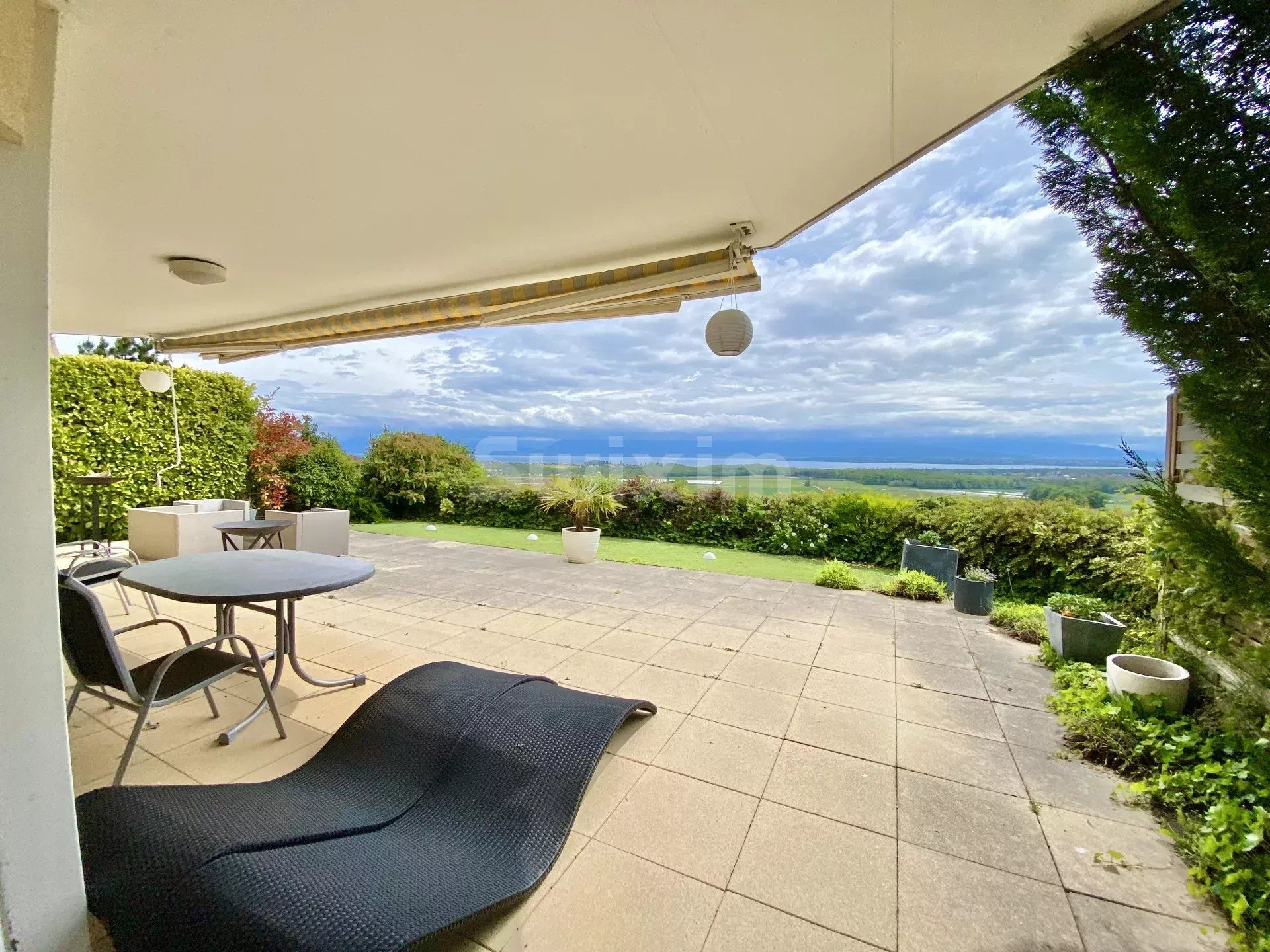 Location Appartement Luins 4.5 Pièces 120 m²