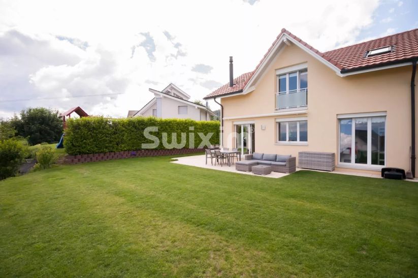 Vermietung Haus Nyon 5.5&nbsp;Zimmer 150&nbsp;m²