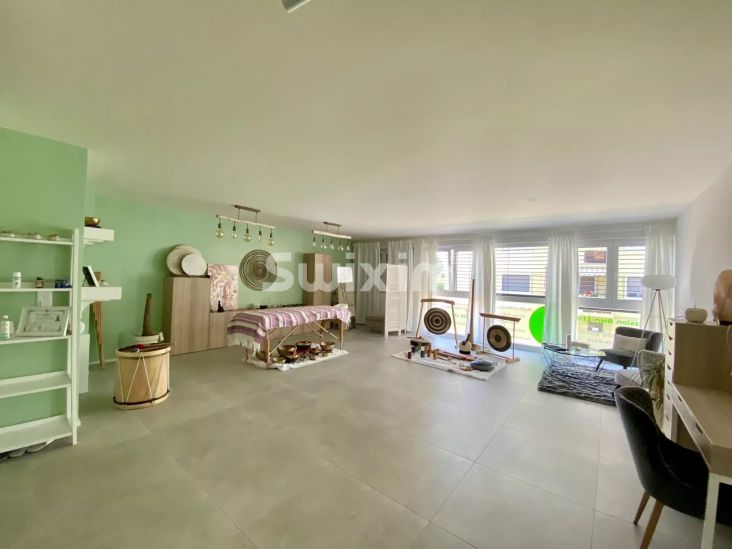 Location Commerce Rolle 1&nbsp;pièce 57&nbsp;m²