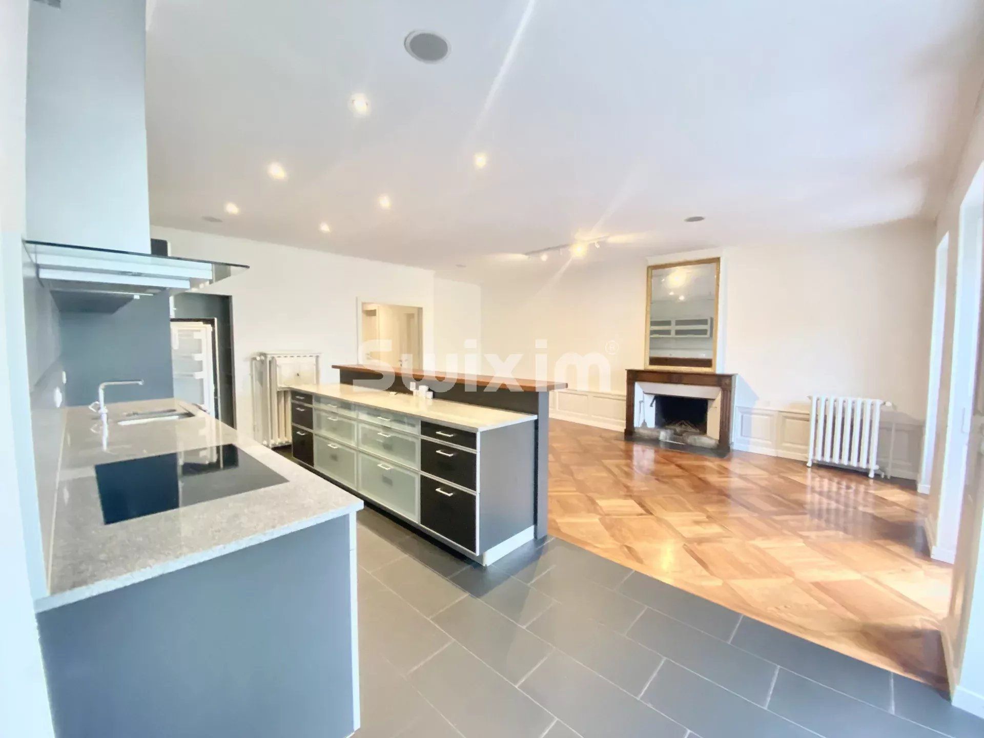 Location Appartement Rolle 5.5&nbsp;Pièces 185&nbsp;m²