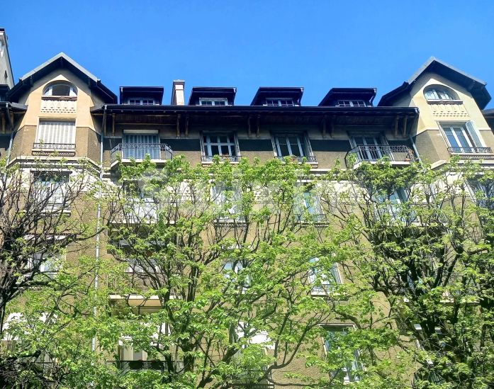 Sale Apartment Chambéry 6&nbsp;Rooms 135.7&nbsp;m²