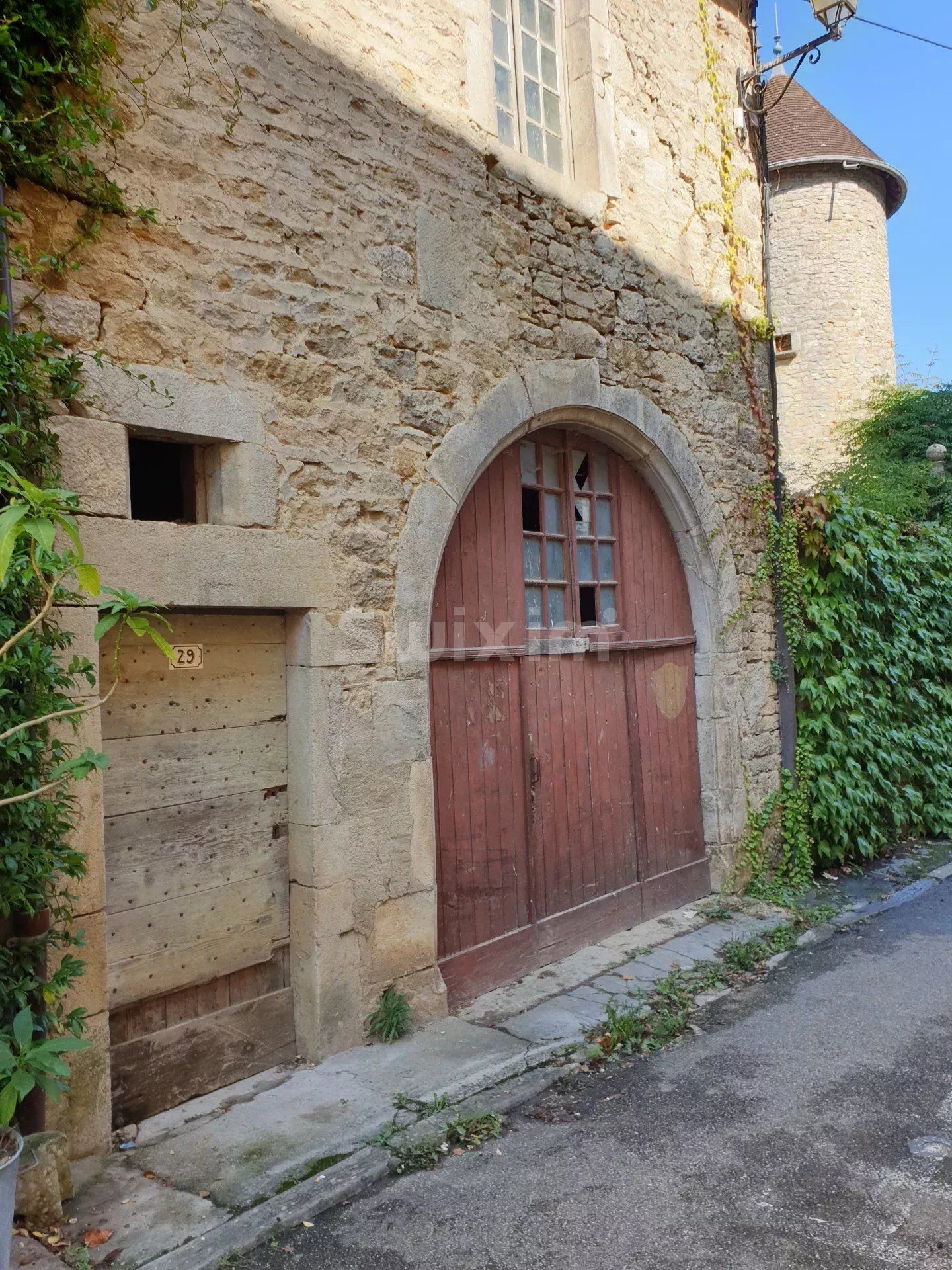 Vente Maison Lons-le-Saunier 1 pièce 135 m²