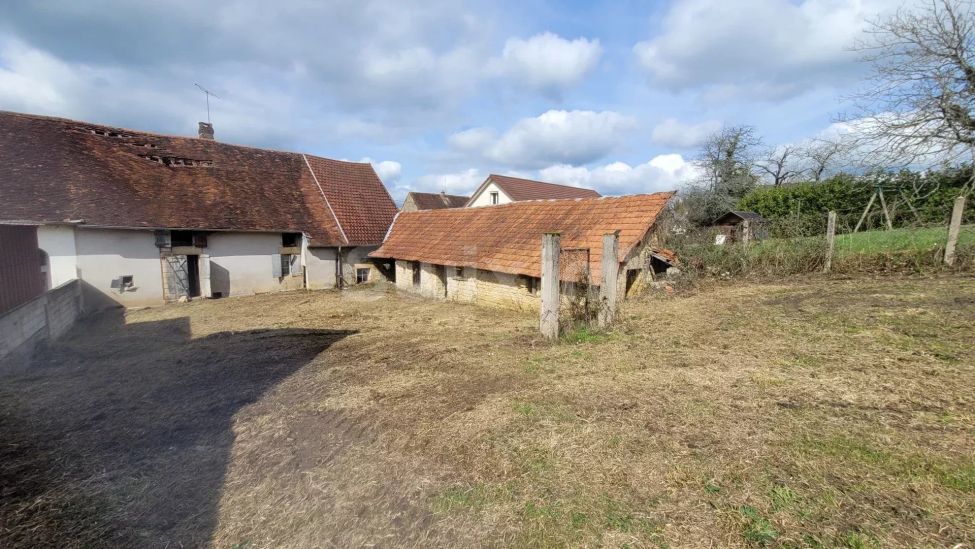 Vente Maison Lons-le-Saunier 8 Pièces 300 m²