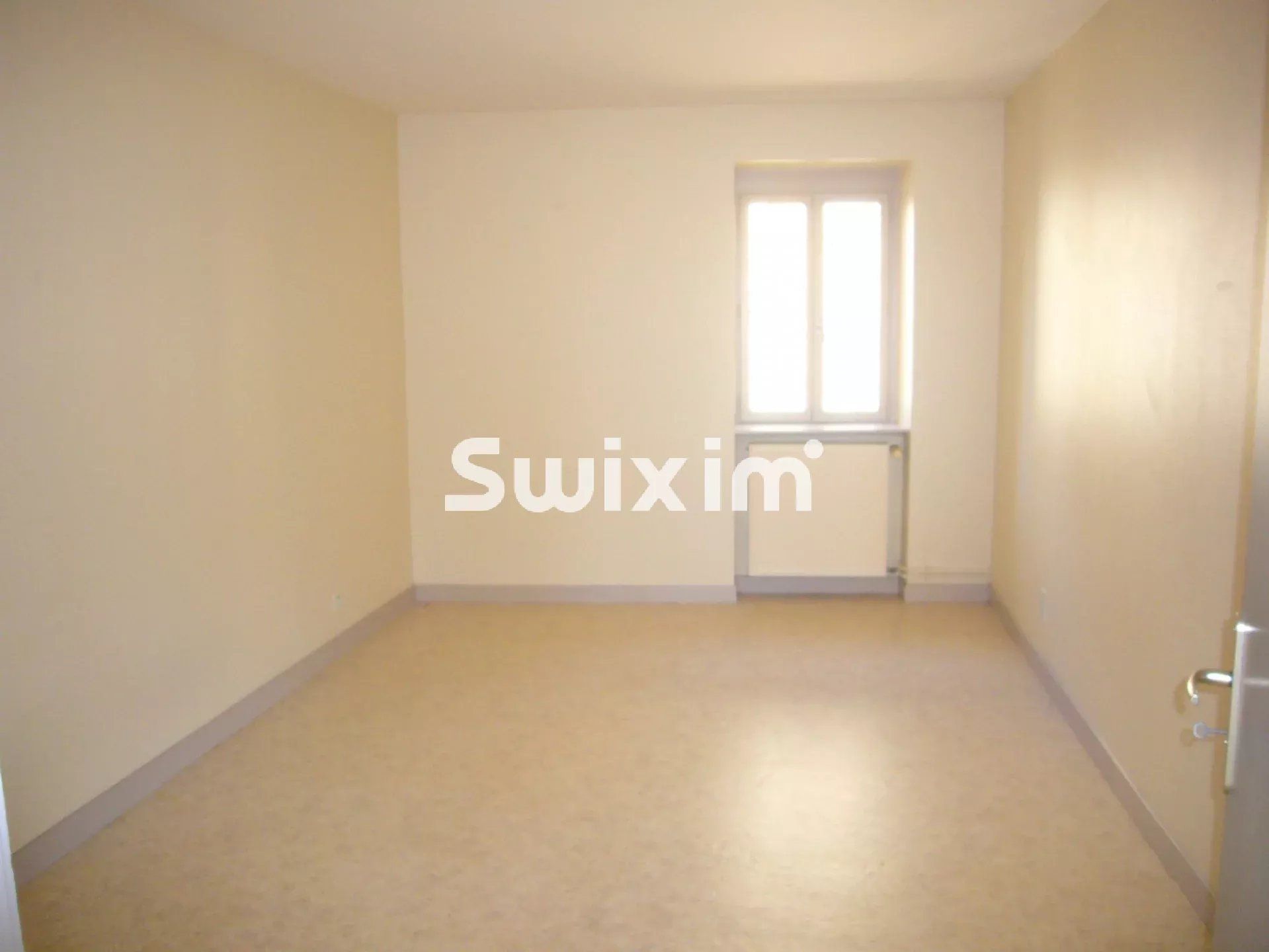 Sale Building Lons-le-Saunier 5&nbsp;Rooms 102&nbsp;m²