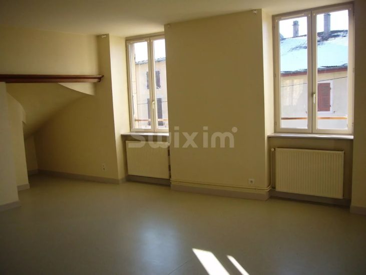 Vente Immeuble Lons-le-Saunier 5 Pièces 102 m²