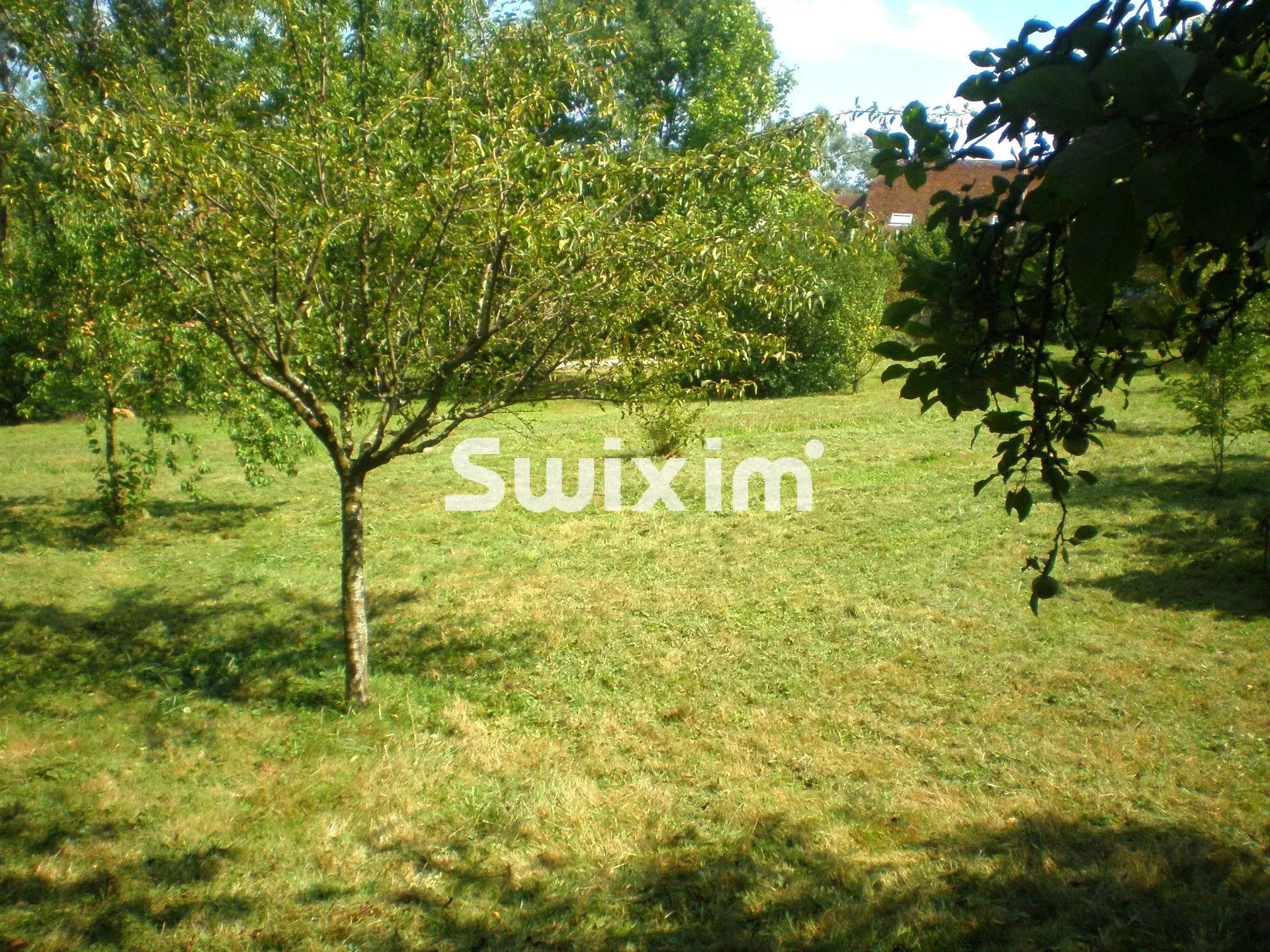 Vente Terrain à bâtir Lons-le-Saunier 2046&nbsp;m²