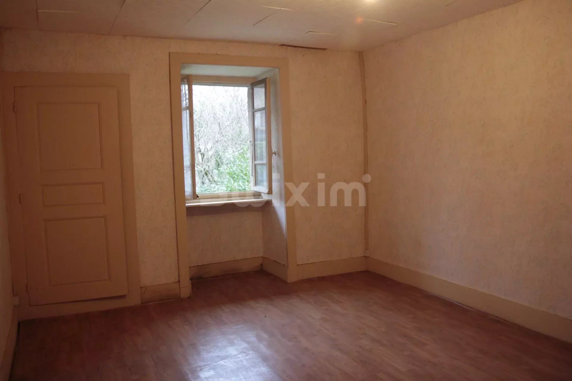 Sale House Lons-le-Saunier 3 Rooms