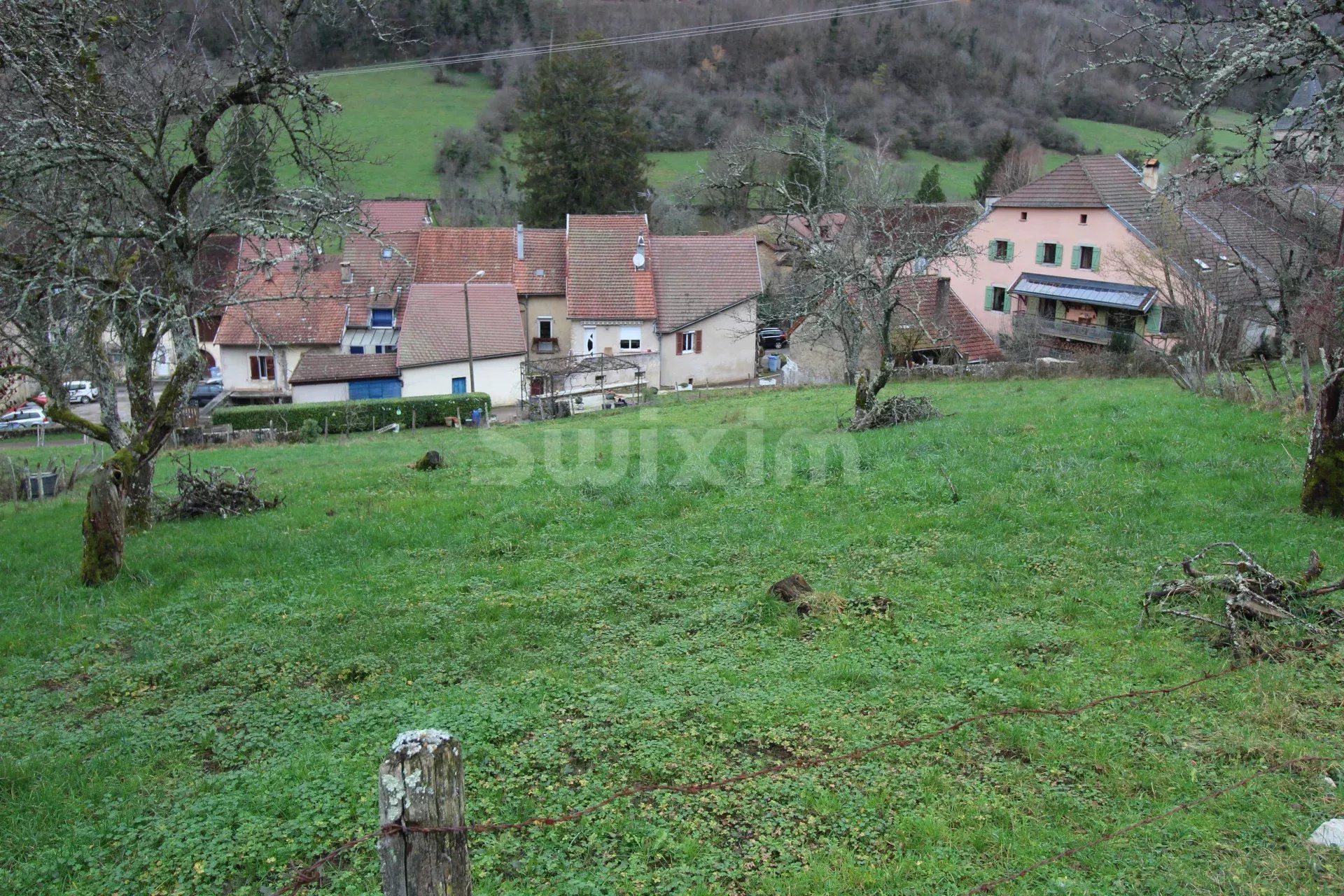 Sale Buildable land Lons-le-Saunier 1500 m²