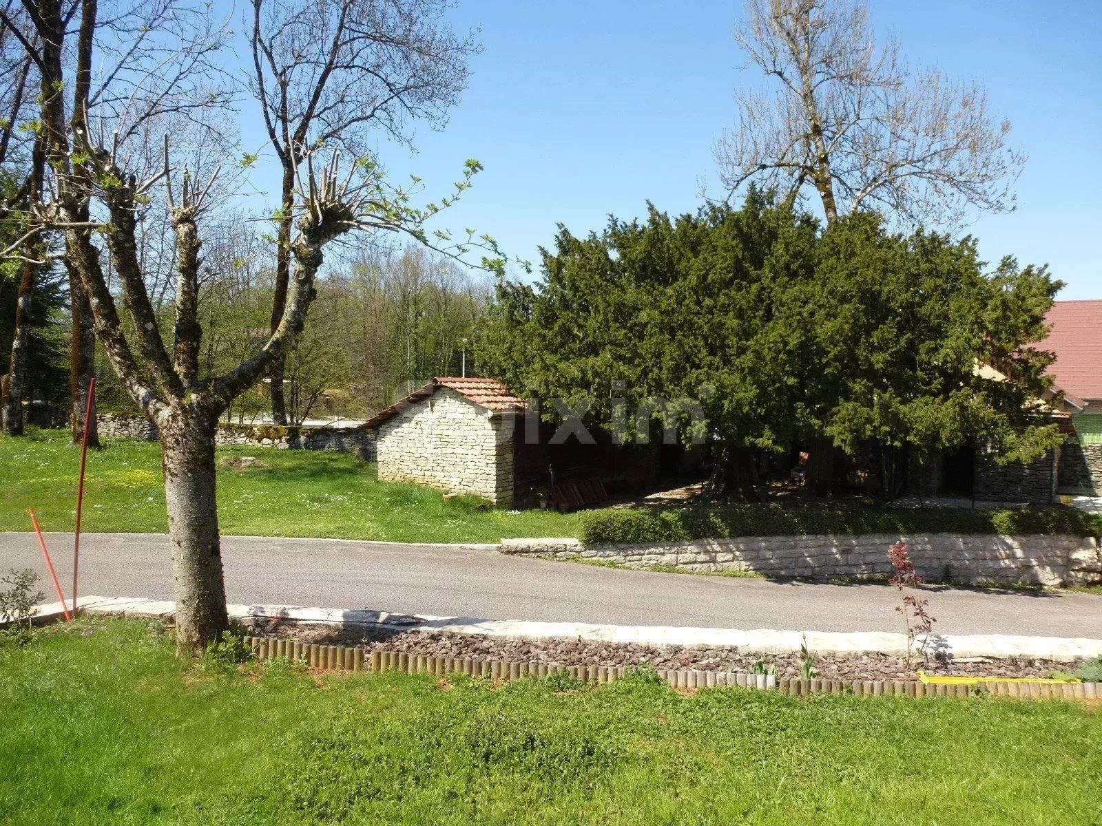 Vente Maison Lons-le-Saunier 7 Pièces 150 m²