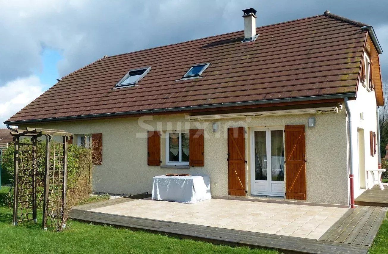 Vente Maison Lons-le-Saunier 5 Pièces 128 m²