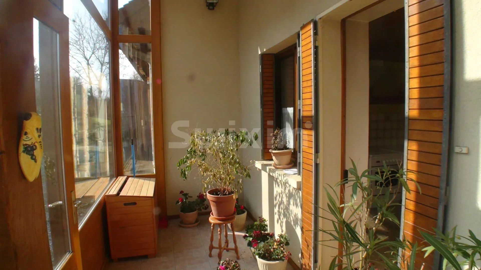 Sale House Lons-le-Saunier 8 Rooms 127 m²