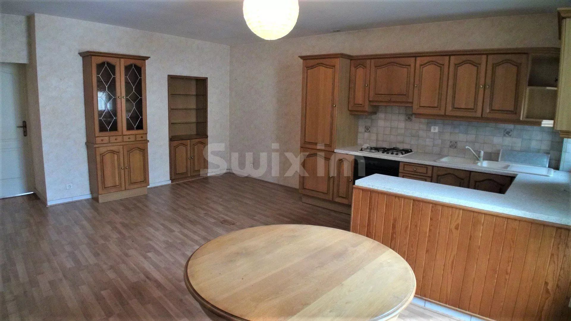 Vente Maison Lons-le-Saunier 5 Pièces 153 m²