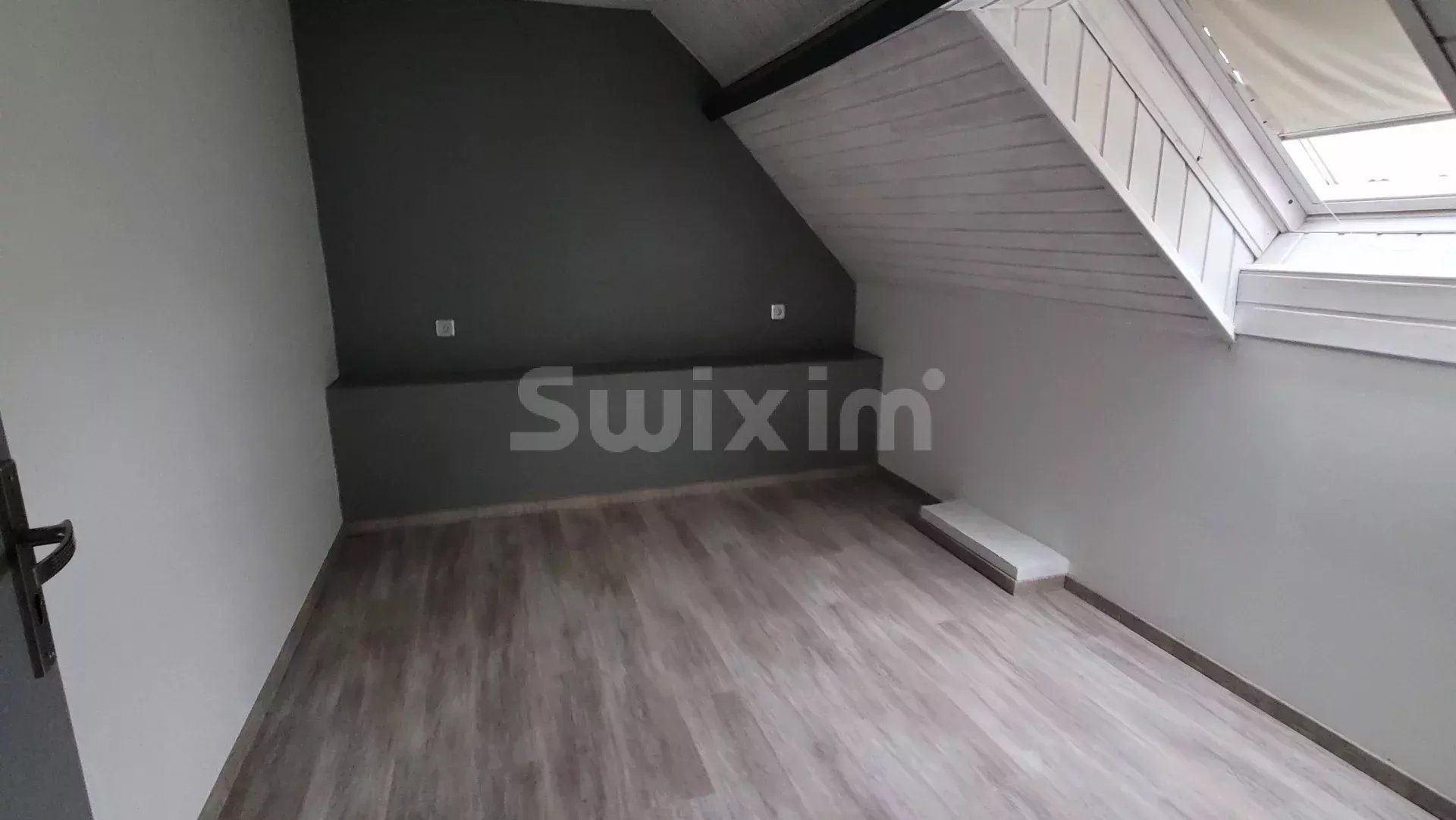 Sale House Lons-le-Saunier 6 Rooms 115 m²