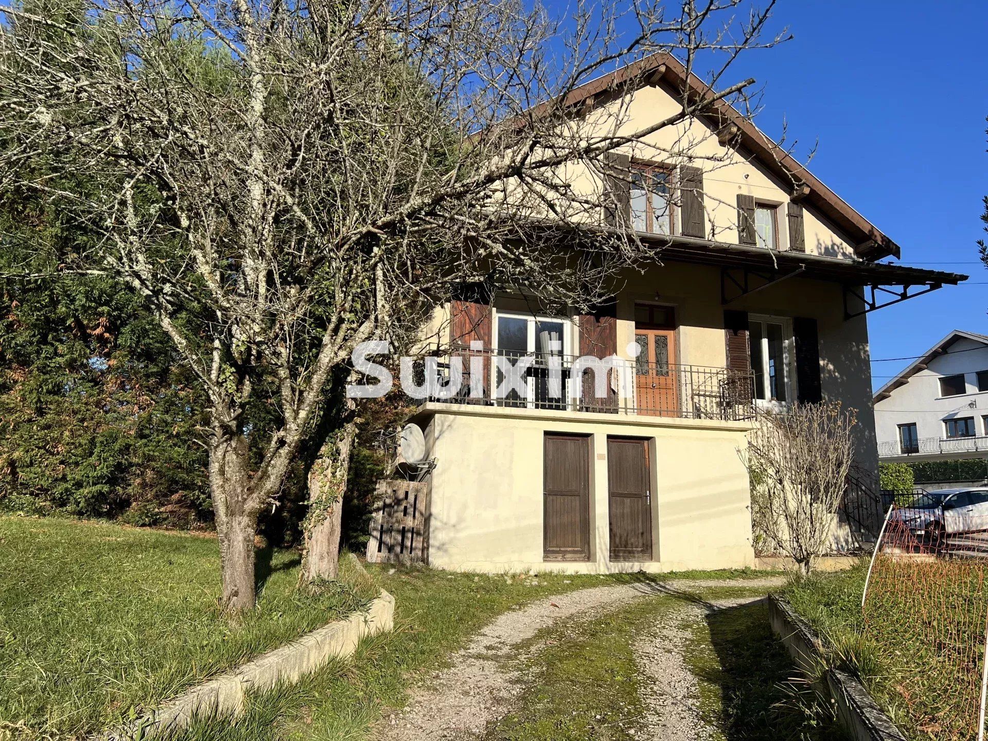 Vente Maison Lons-le-Saunier 7&nbsp;Pièces 136&nbsp;m²