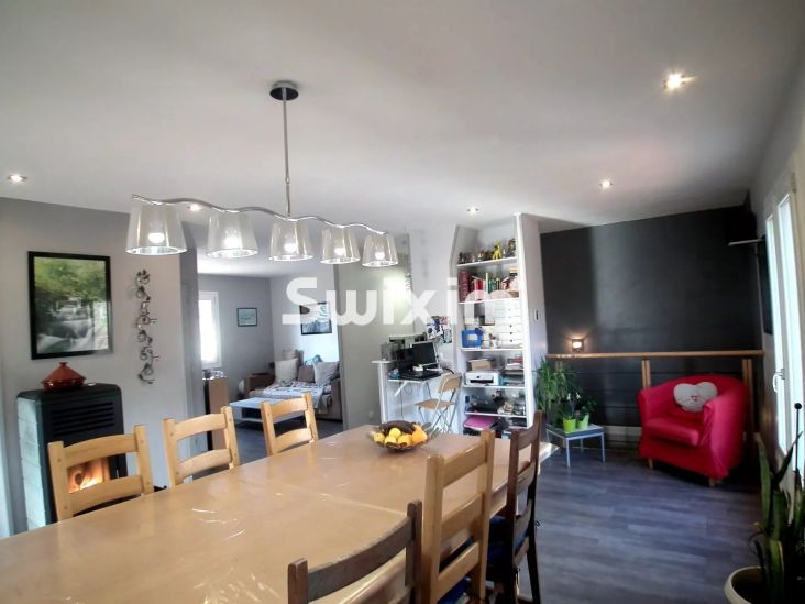 Vente Maison Lons-le-Saunier 6&nbsp;Pièces 111&nbsp;m²