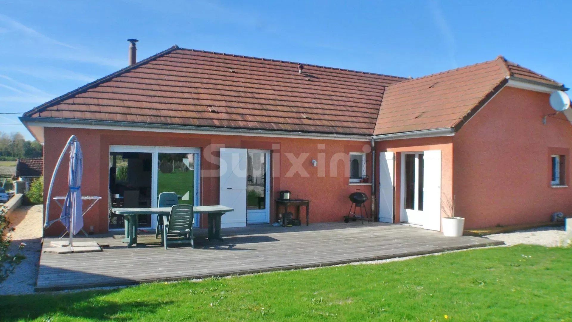 Sale House Lons-le-Saunier 5 Rooms 128 m²