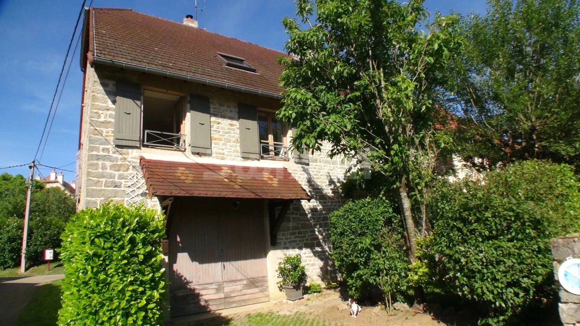 Vente Maison Lons-le-Saunier 6 Pièces 168 m²