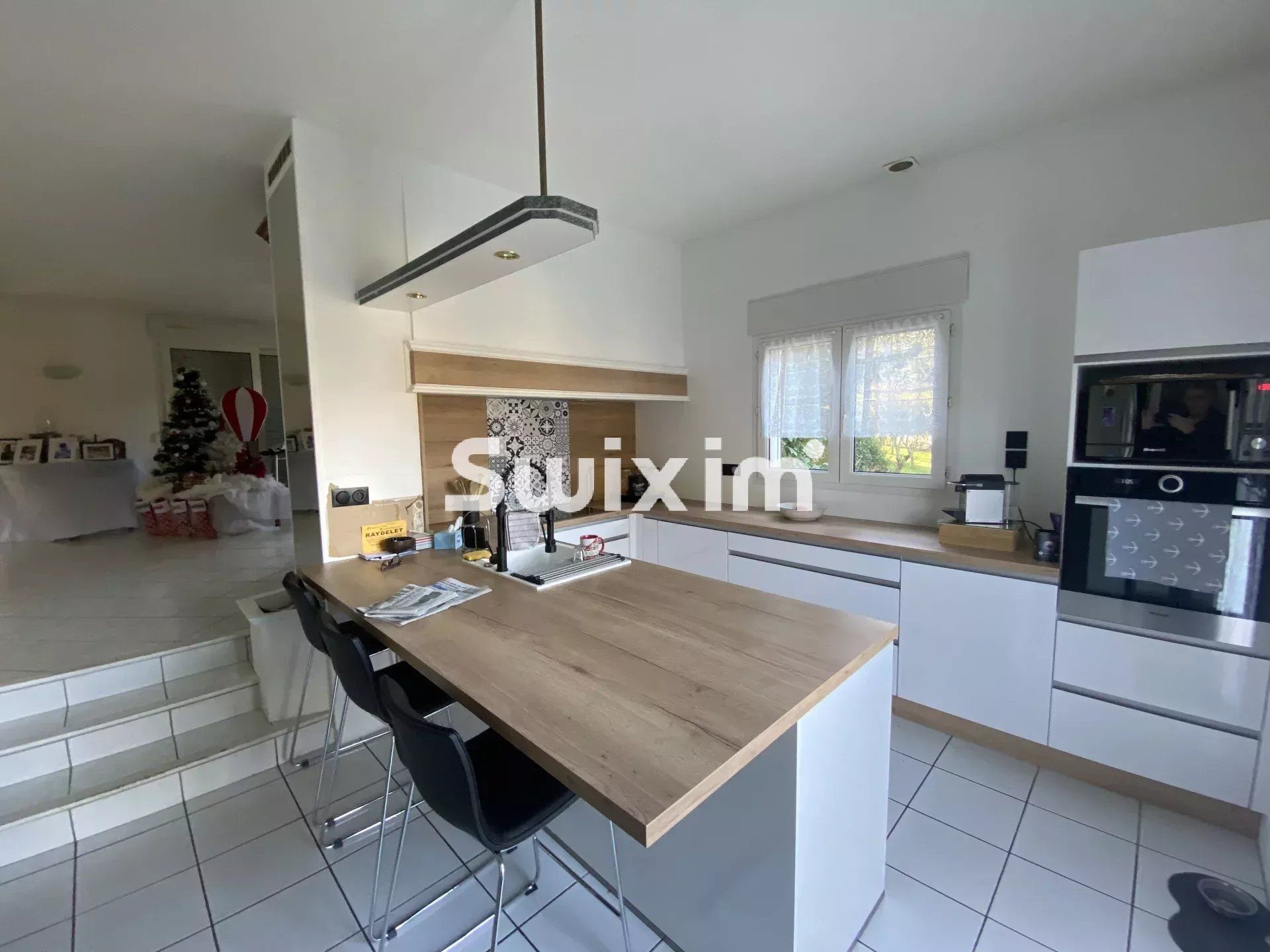 Vente Maison Conliège 8&nbsp;Pièces 169.55&nbsp;m²