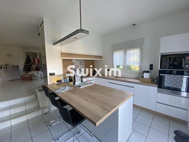 Vente Maison Conliège 8&nbsp;Pièces 169.55&nbsp;m²