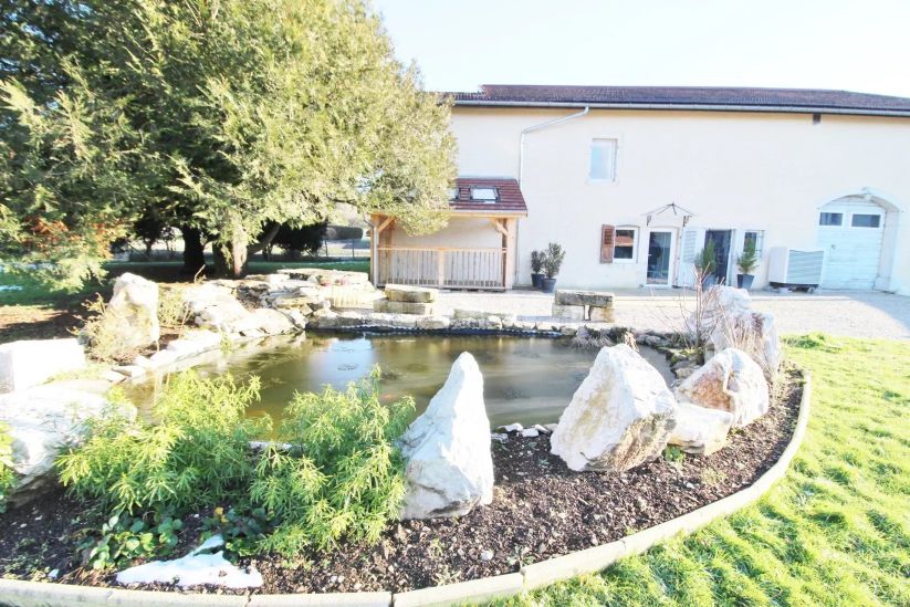Vente Maison Clairvaux-les-Lacs 10 Pièces 265 m²