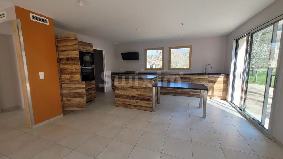 Vente Maison Voiteur 6 Pièces 143 m²