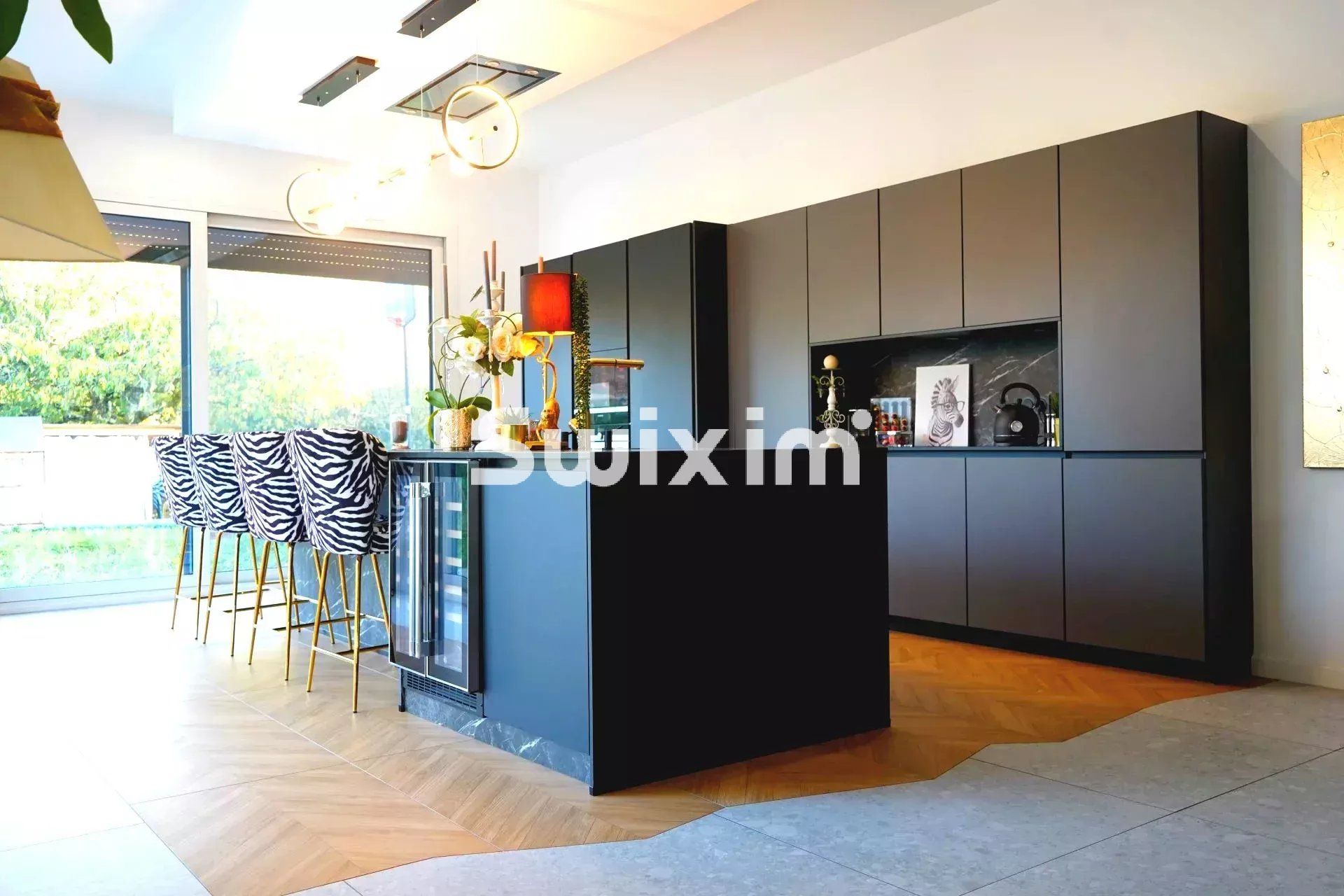Venda Casa Lons-le-Saunier 7&nbsp;Quartos 256.98&nbsp;m²