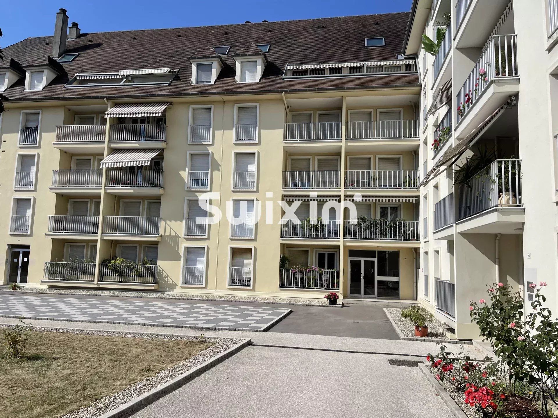 Sale Apartment Lons-le-Saunier 2&nbsp;Rooms 34&nbsp;m²