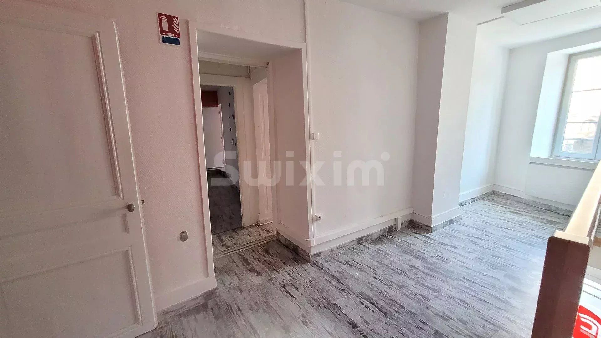 Vente Appartement Lons-le-Saunier 7 Pièces 90 m²