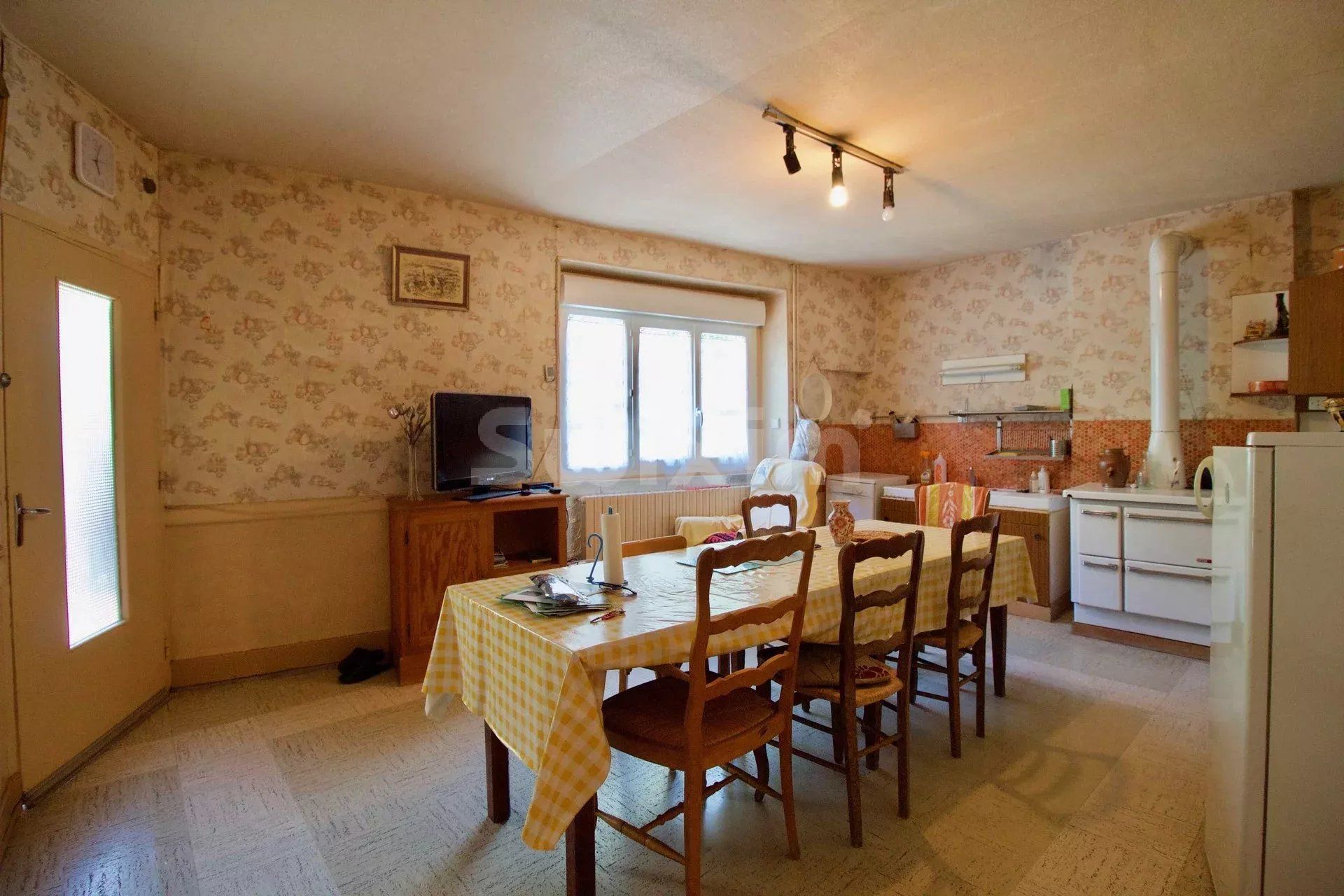 Vente Maison Lons-le-Saunier 6 Pièces 140 m²